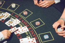 Cách chơi Blackjack: Hướng dẫn chi tiết và mẹo chơi hay