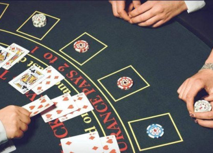 Cách chơi Blackjack: Hướng dẫn chi tiết và mẹo chơi hay